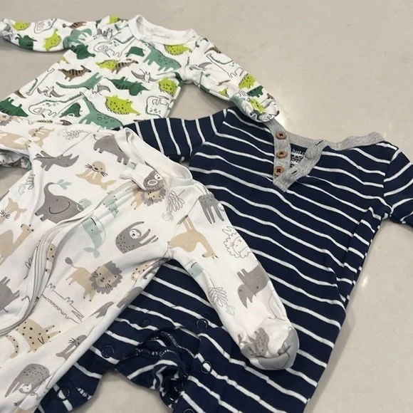 Carters newborn set of 3, like new. - Picture 2 of 2